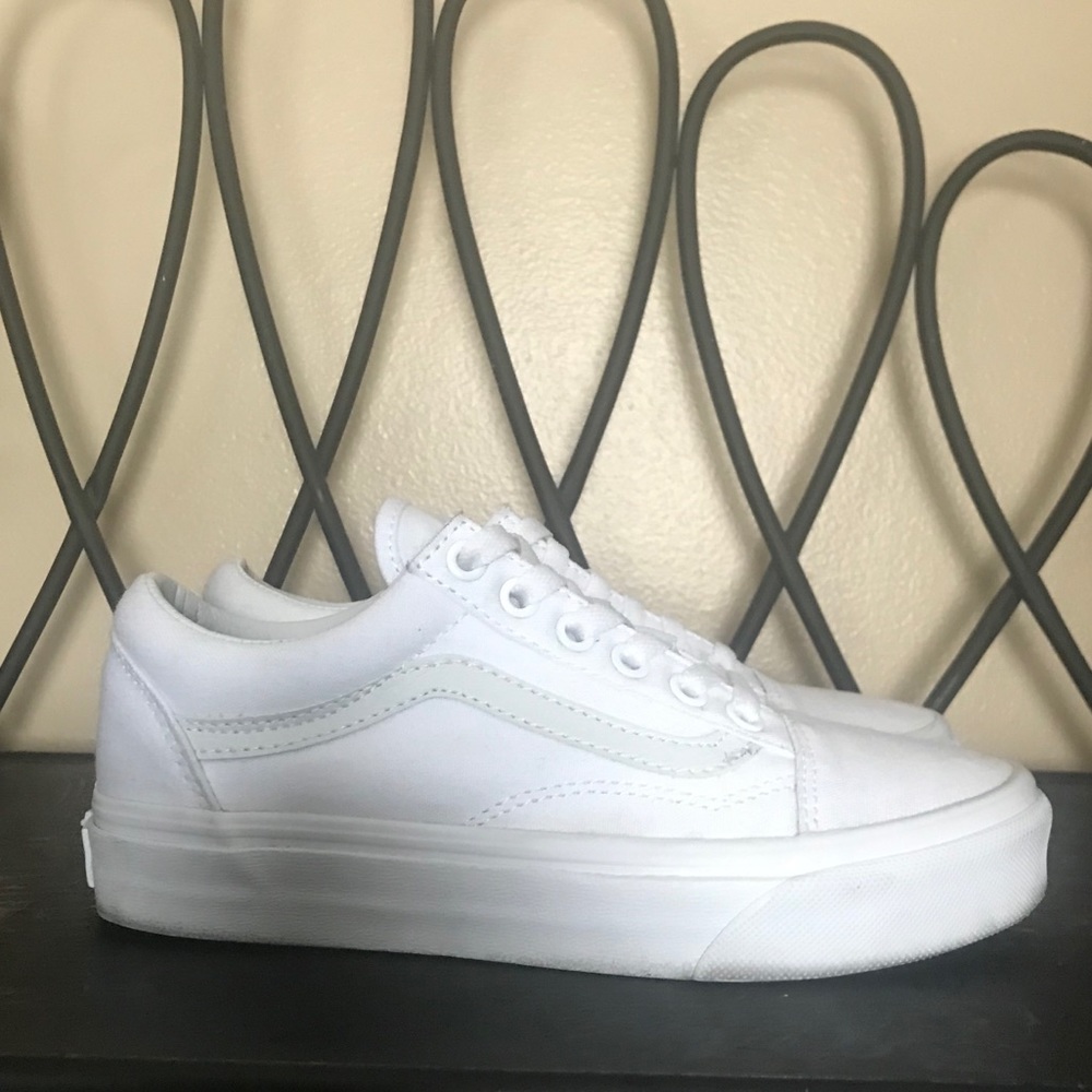 VANS Old Skool Skate Shoes - White/White